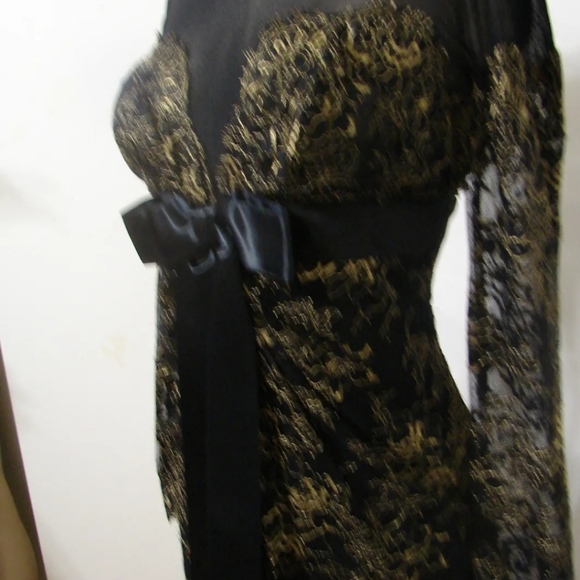 Isabelle Allard Black lace gown gold floral  trim - Picture 9 of 12